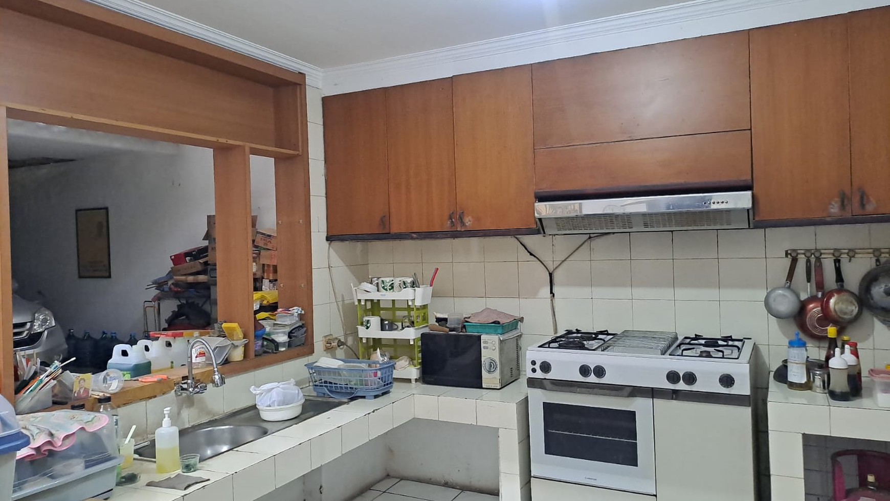 Rumah dengan Ruang Keluarga Lega & Nyaman di Kelapa Gading Timur Jakarta Utara / For Sale : A Spacious and Comfort House in Kelapa Gading Timur