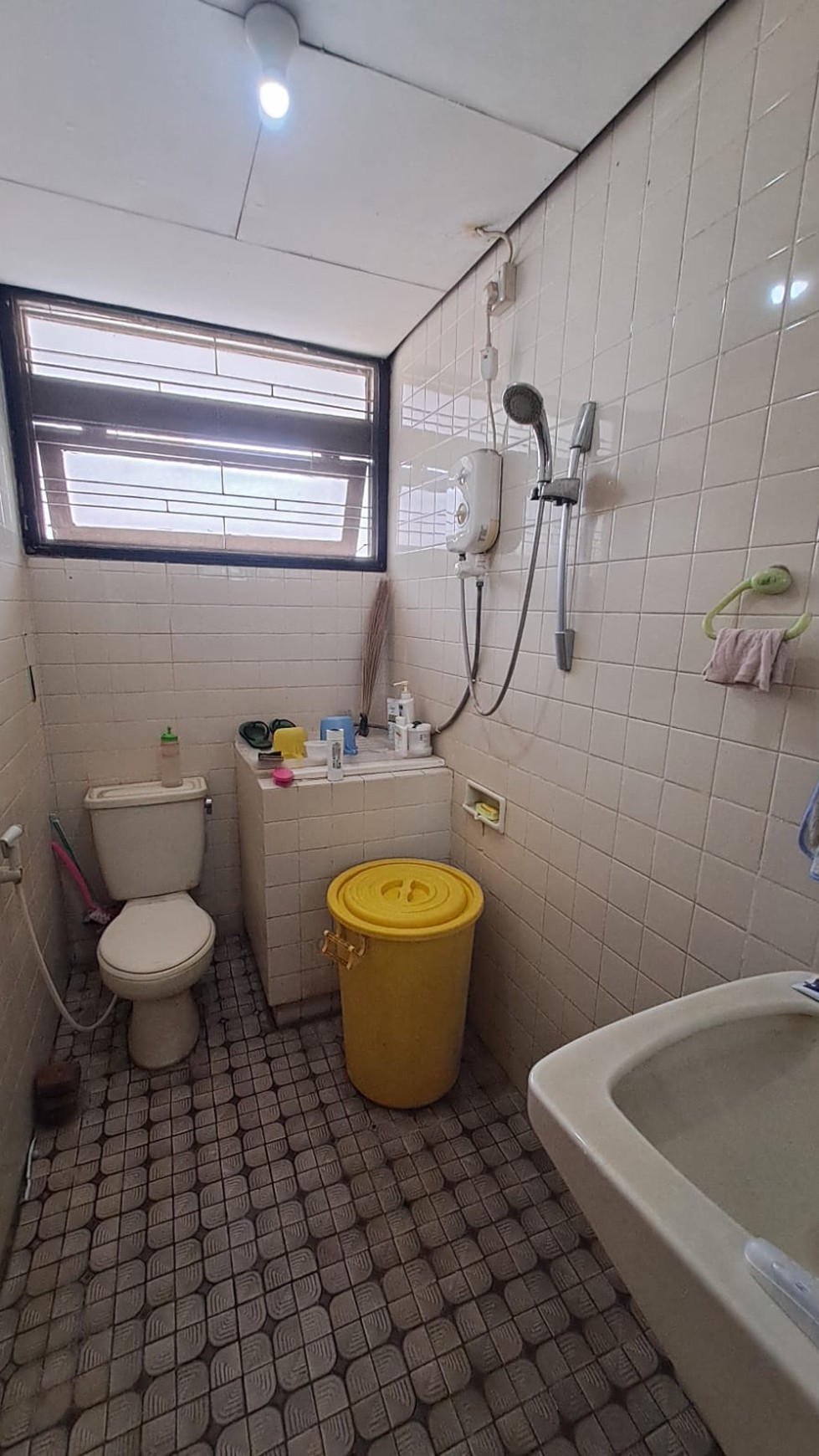 Rumah Lebar di Sumagung Kelapa Gading, dekat Rawamangun & Cakung 