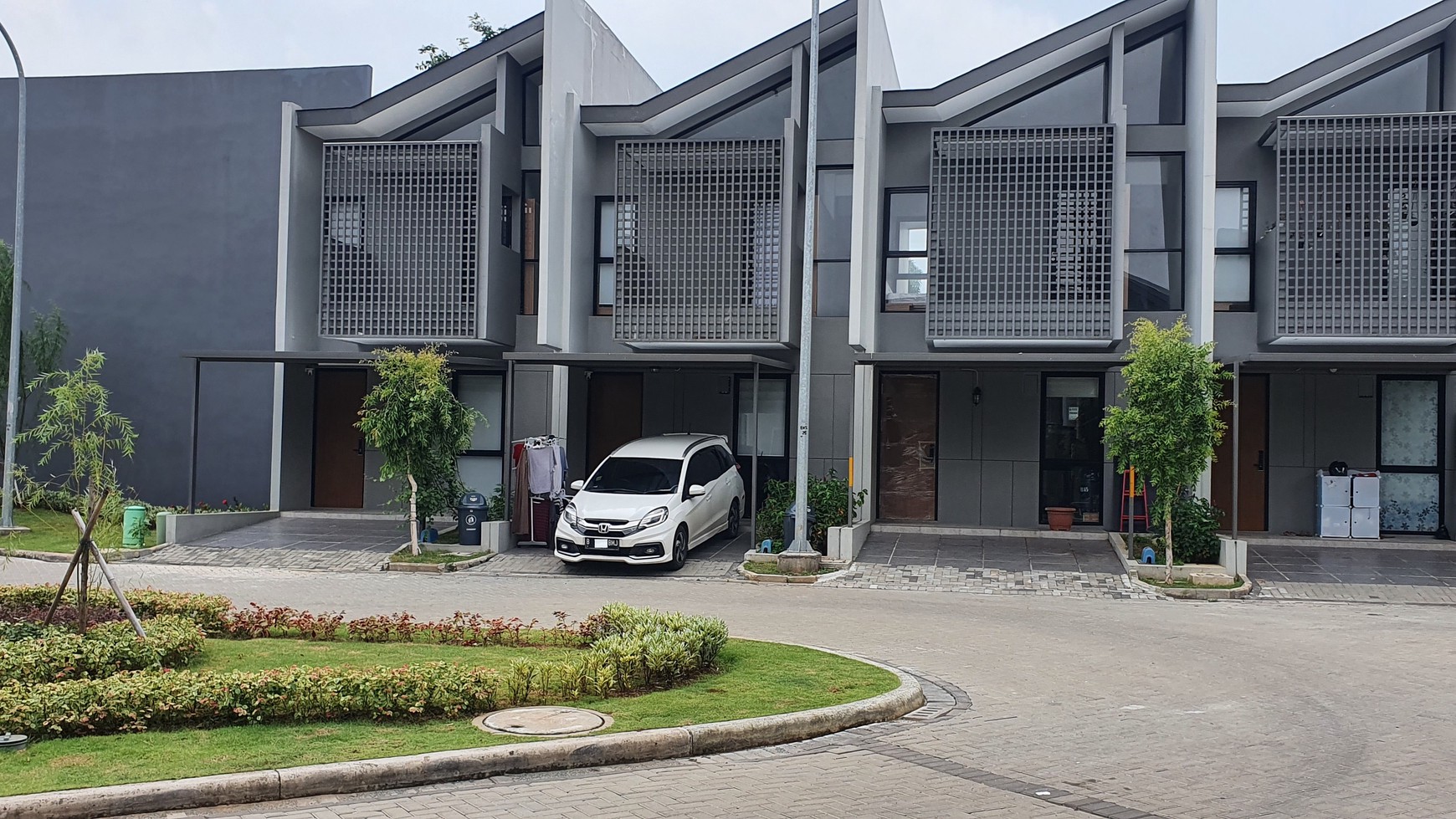 Disewakan Rumah Cluster O2 ,Grand Wisata - Tambun . Bekasi