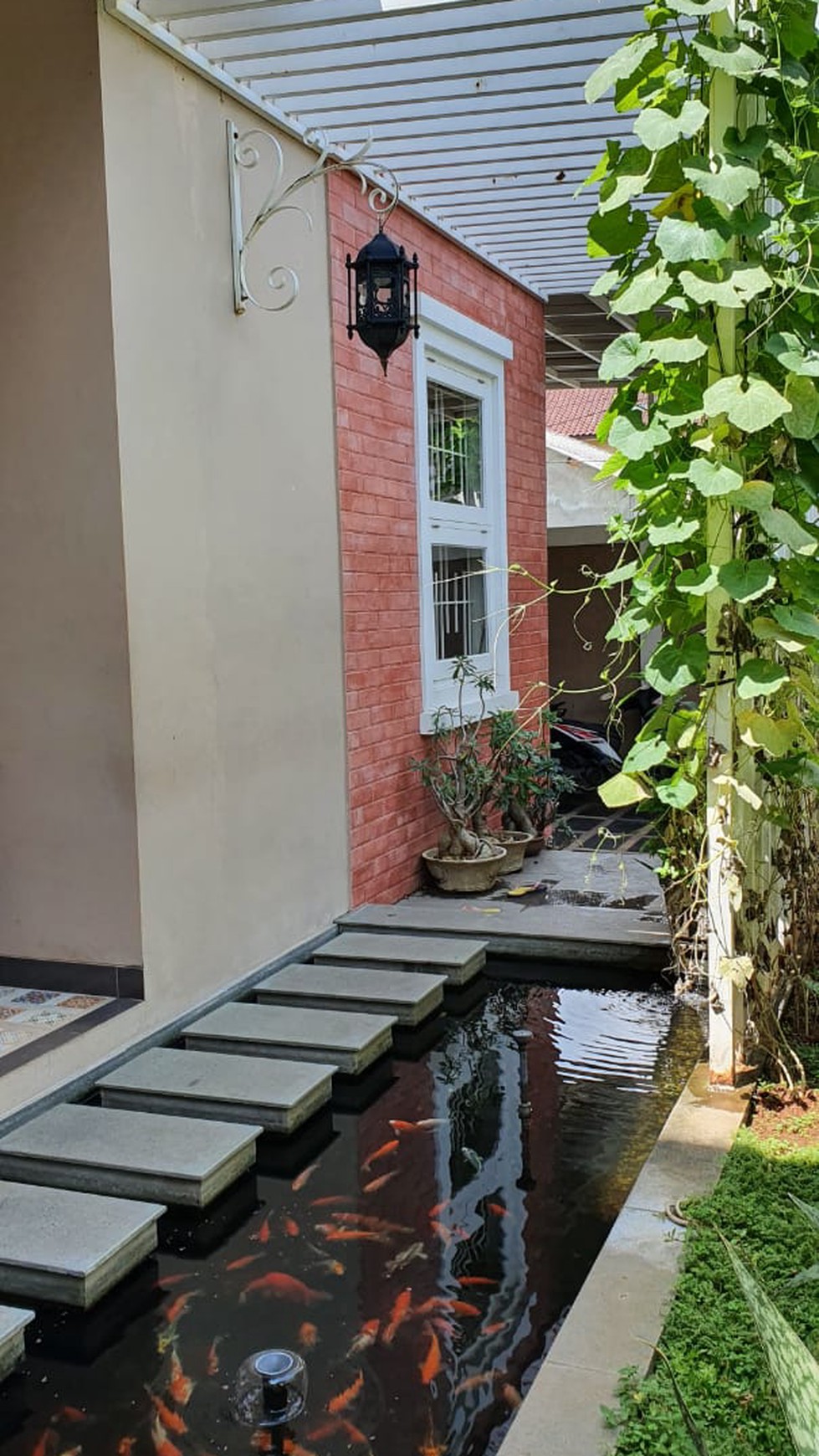 Rumah tanah darat bebas banjir di cipadu larangan tangerang.