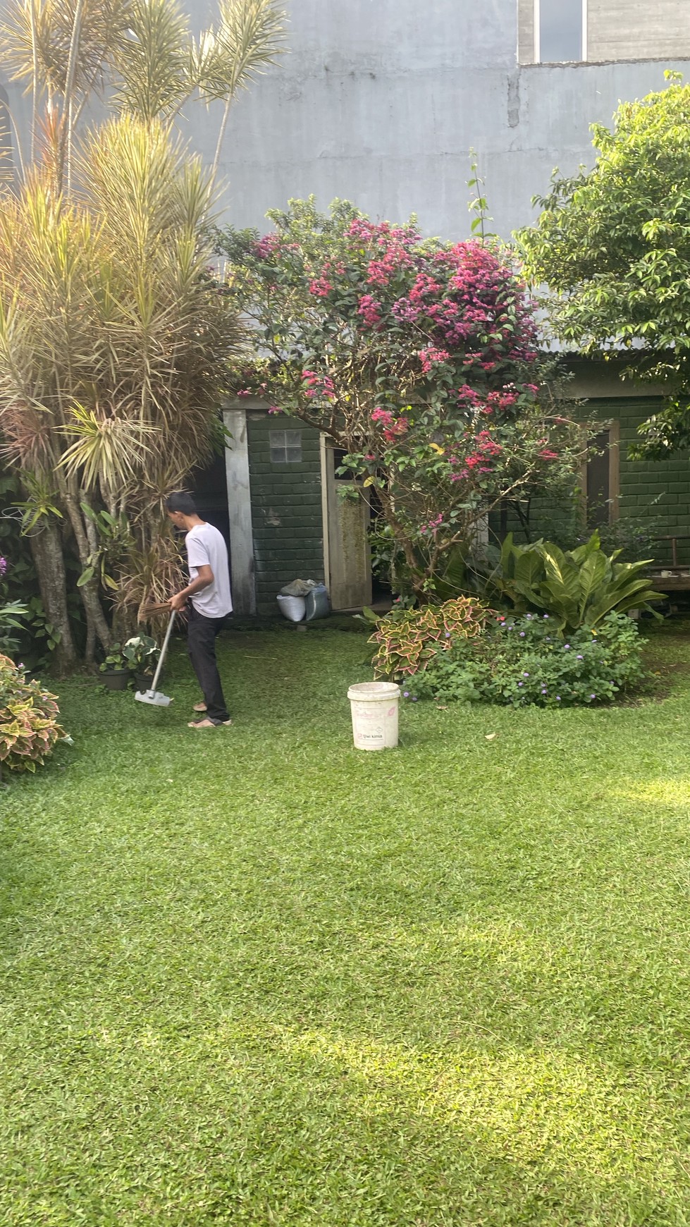 Rumah bagus Sayap Setiabudi, udara segar & siap huni 