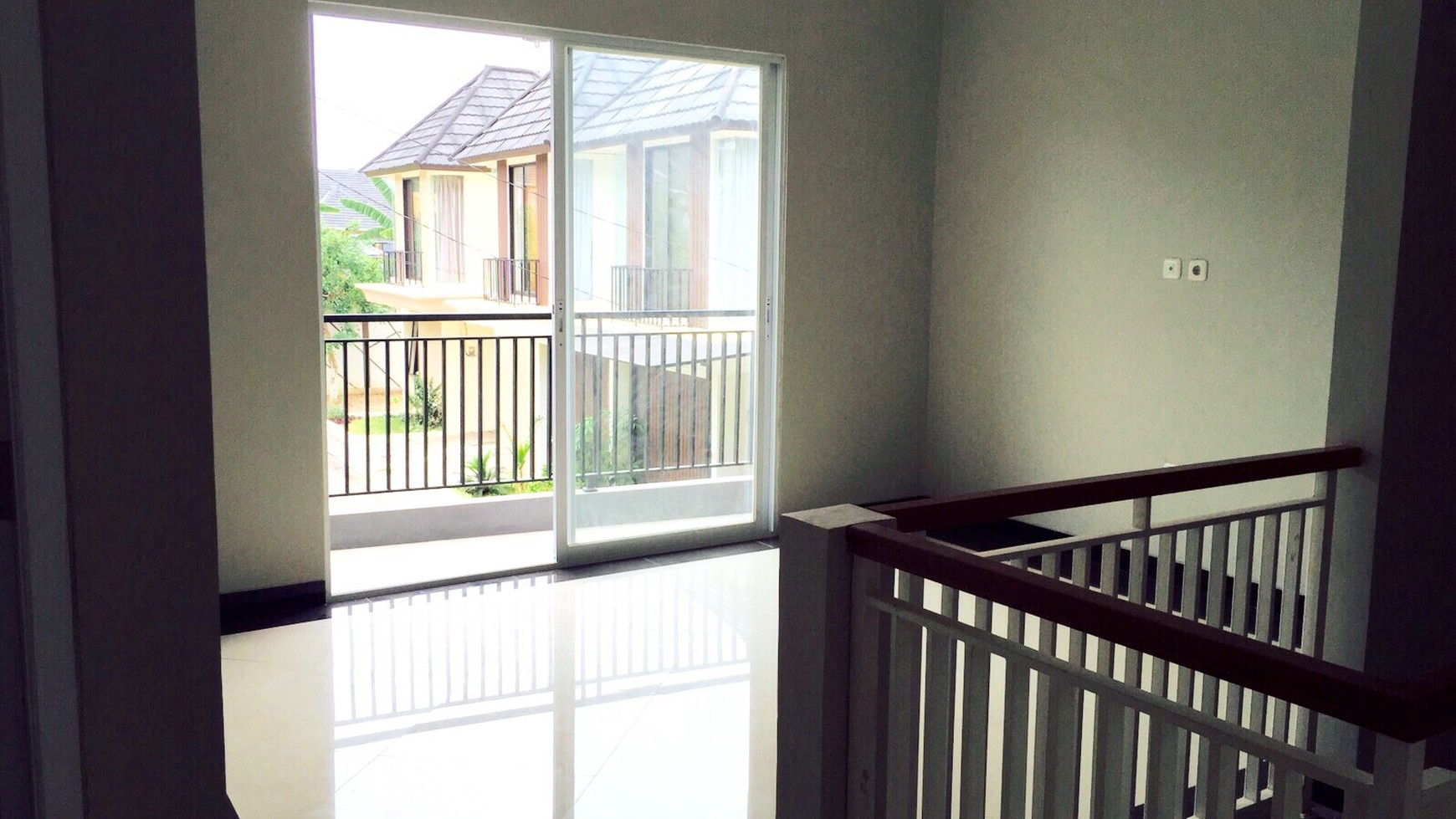 Rumah Siap Huni ,Full Furnish Dalam Cluster Di Pondok Ranji