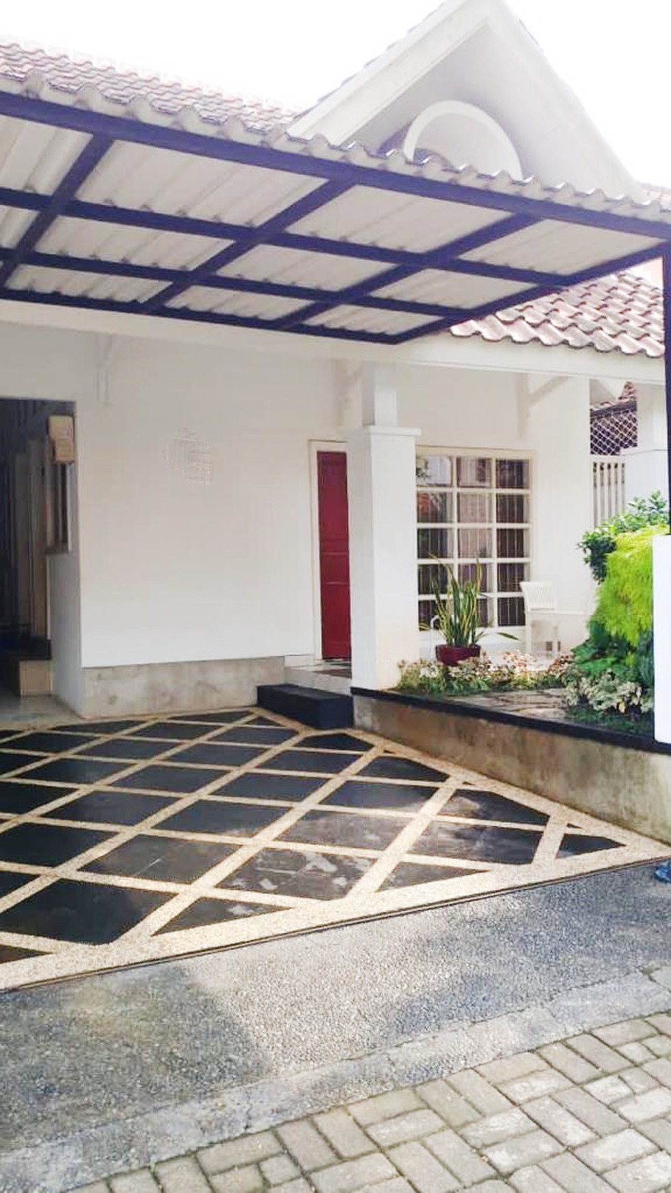 Dijual Rumah Bagus Di Anggrek Loka, BSD Tangerang Selatan