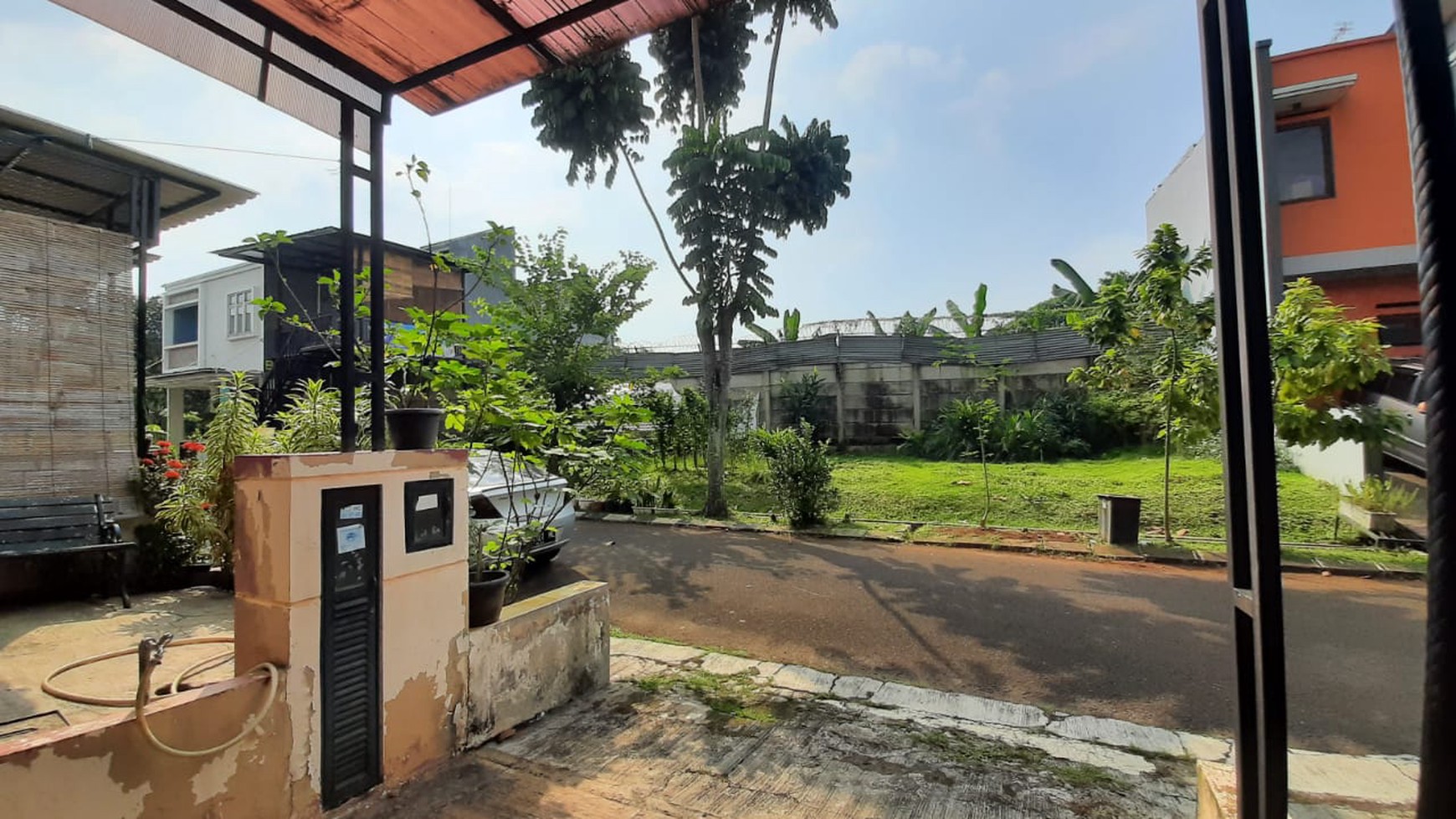 Rumah Bagus Di Althia Park, Graha Raya Bintaro