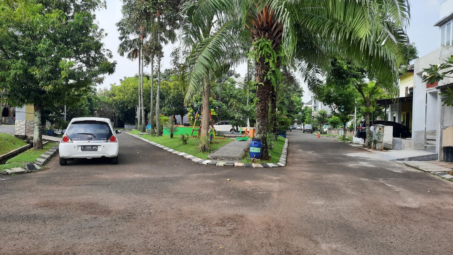 Rumah Bagus Di Althia Park, Graha Raya Bintaro