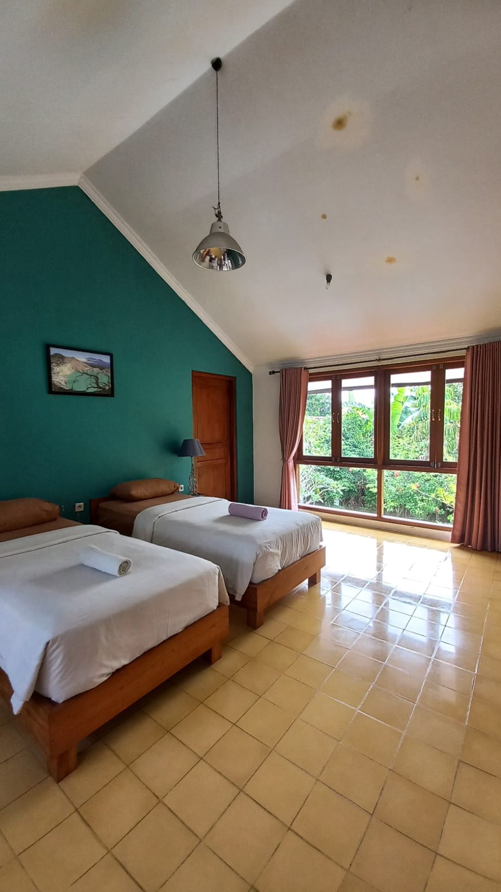 VILLA DAN GUEST HOUSE 10 KAMAR DI TENGAH KOTA JOGJA