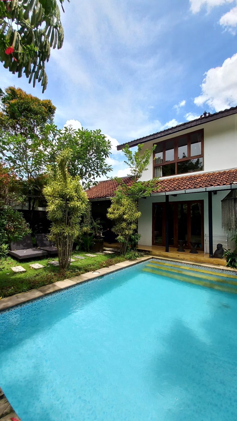 VILLA DAN GUEST HOUSE 10 KAMAR DI TENGAH KOTA JOGJA