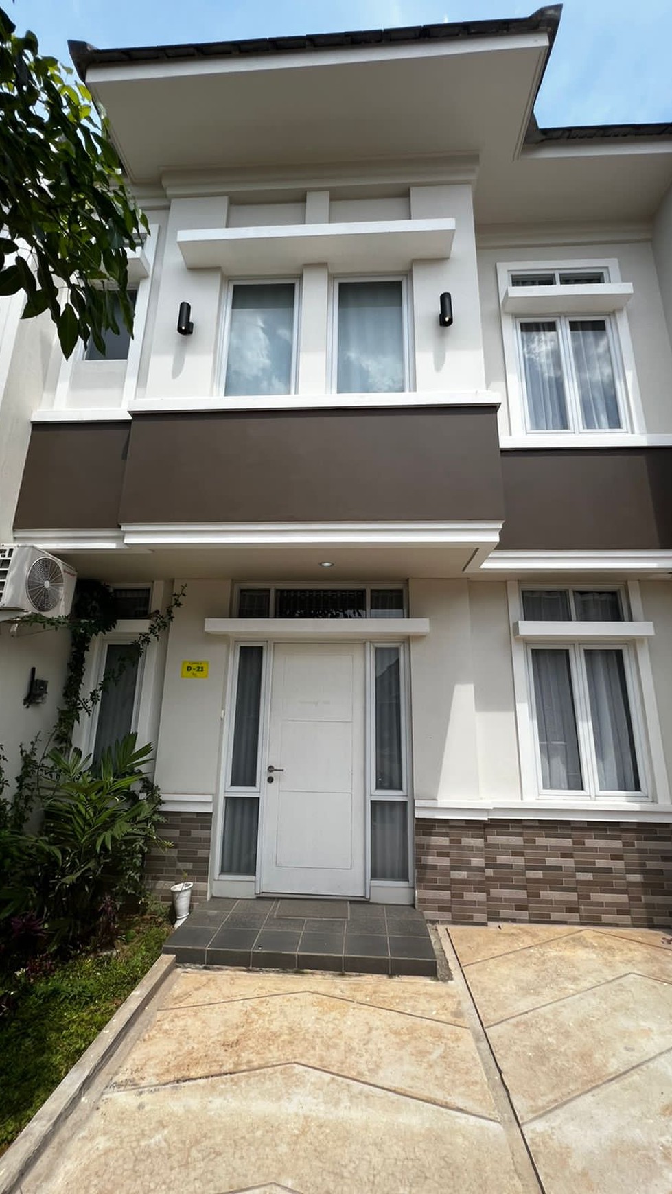 DIJUAL RUMAH DI SELATAN BSD