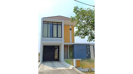 Rumah Jl. Gunung Dempo, Summer Bliss, Lippo Cikarang, Luas 213m2