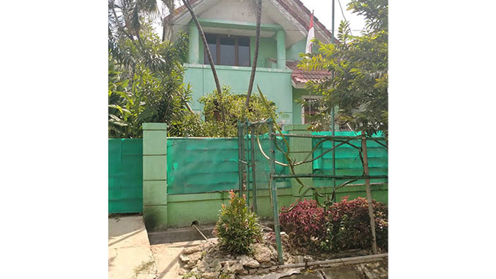 Rumah Hoek Perum Taman Harapan Baru, Medan Satria Bekasi, Luas 207m2