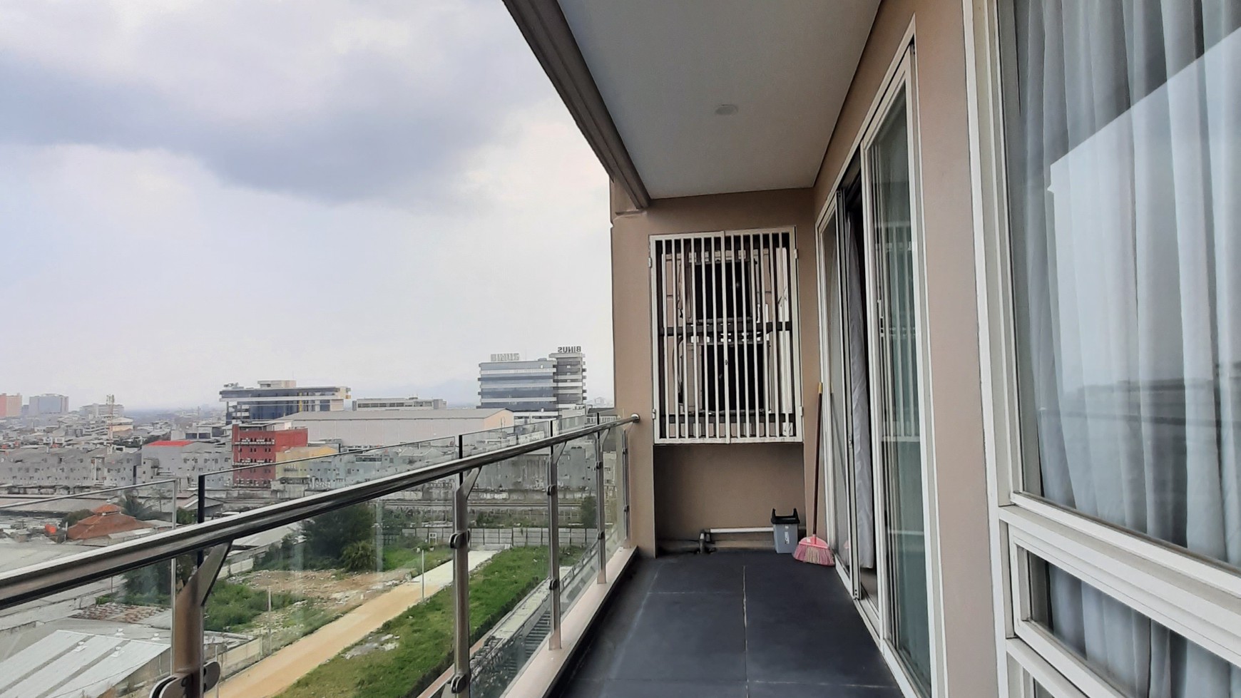 Jual dan Sewa Apartemen Landmark 3BR Fully Furnished