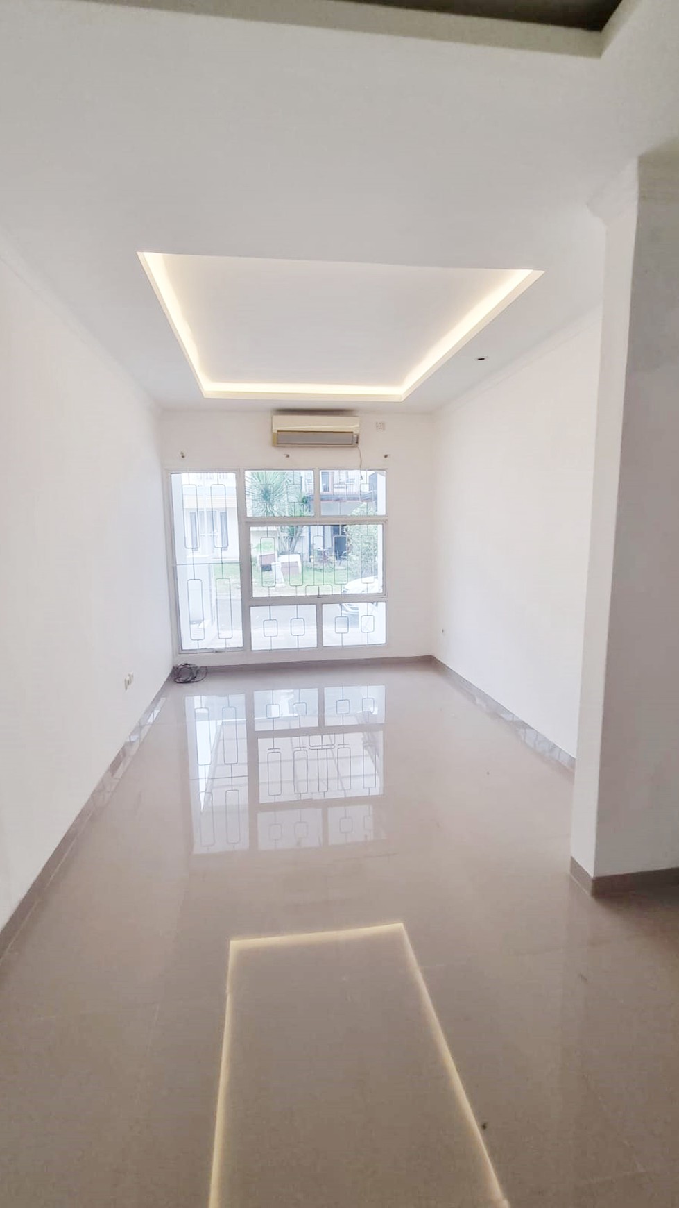 Rumah Minimalis Siap Huni di Cluster Emerald Town House, Bintaro Jaya, Sektor 9