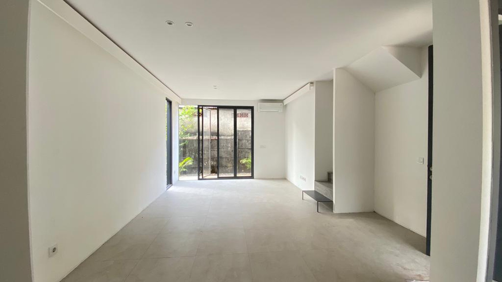 Cinere limo yve brand new unit ready