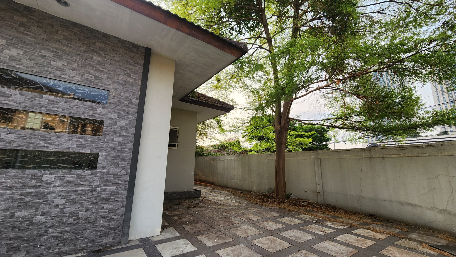 Rumah Dijual Surabaya Barat Kris Kencana 