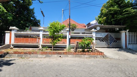 Dijual Rumah Tengah Kota Jalan Rinjani