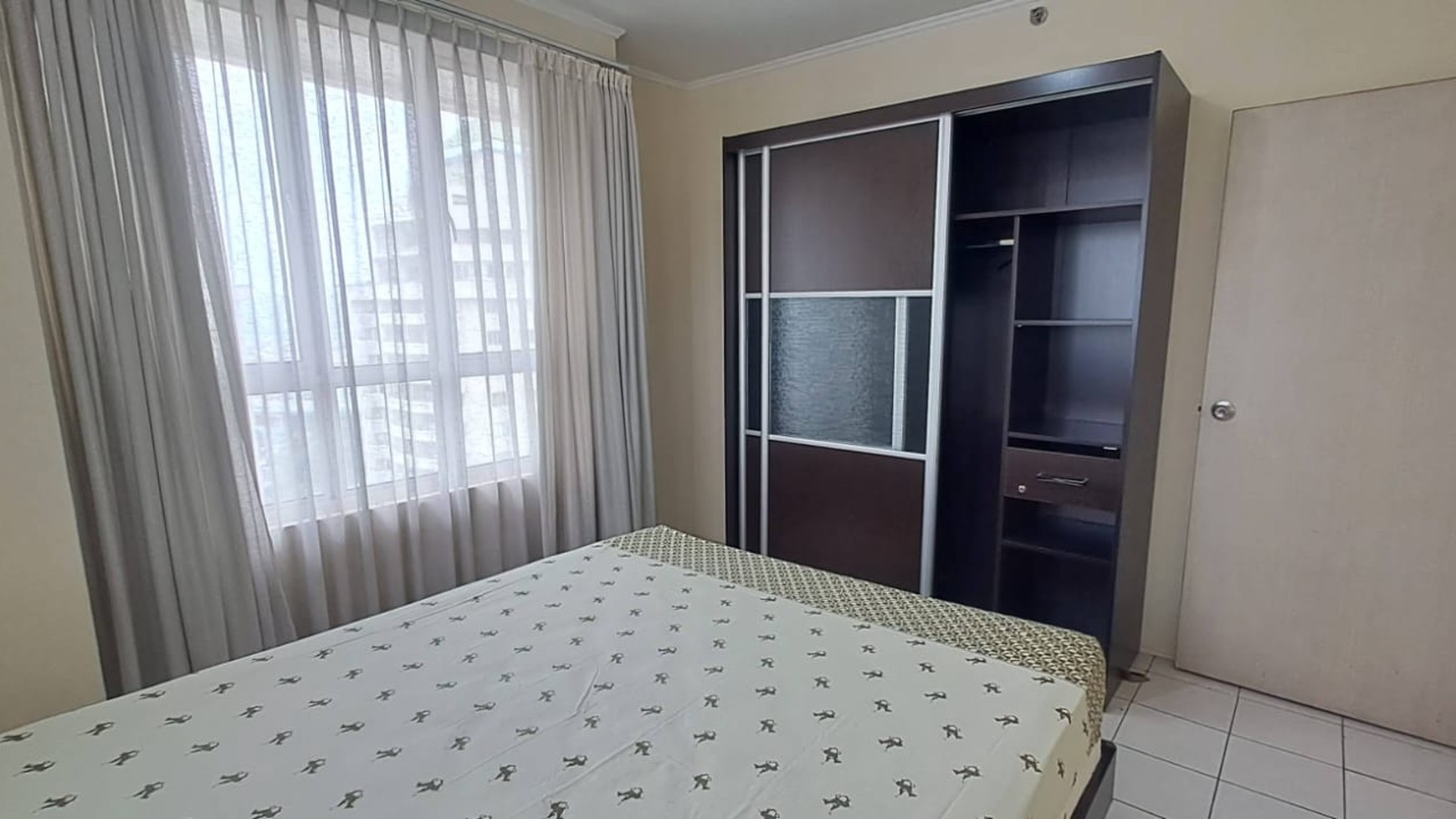 Dijual Unit Siap Huni Apartemen Paladian Park Kelapa Gading dengan Sea & City View / For Sale : Paladian Park Apartment  with Sea & City View