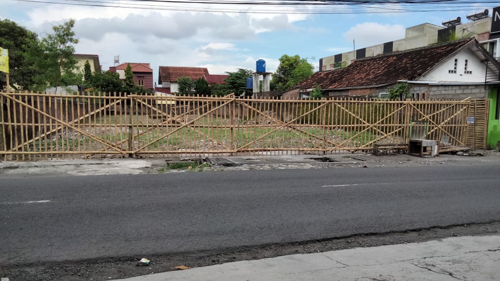 Tanah di jl Perumnas Seturan Dekat kampus UPN Yogyakarta