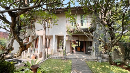 Rumah Bagus Siap Huni Asri di Cluster Kasturi, Bintaro Jaya, Sektor 9 Tangerang Selatan