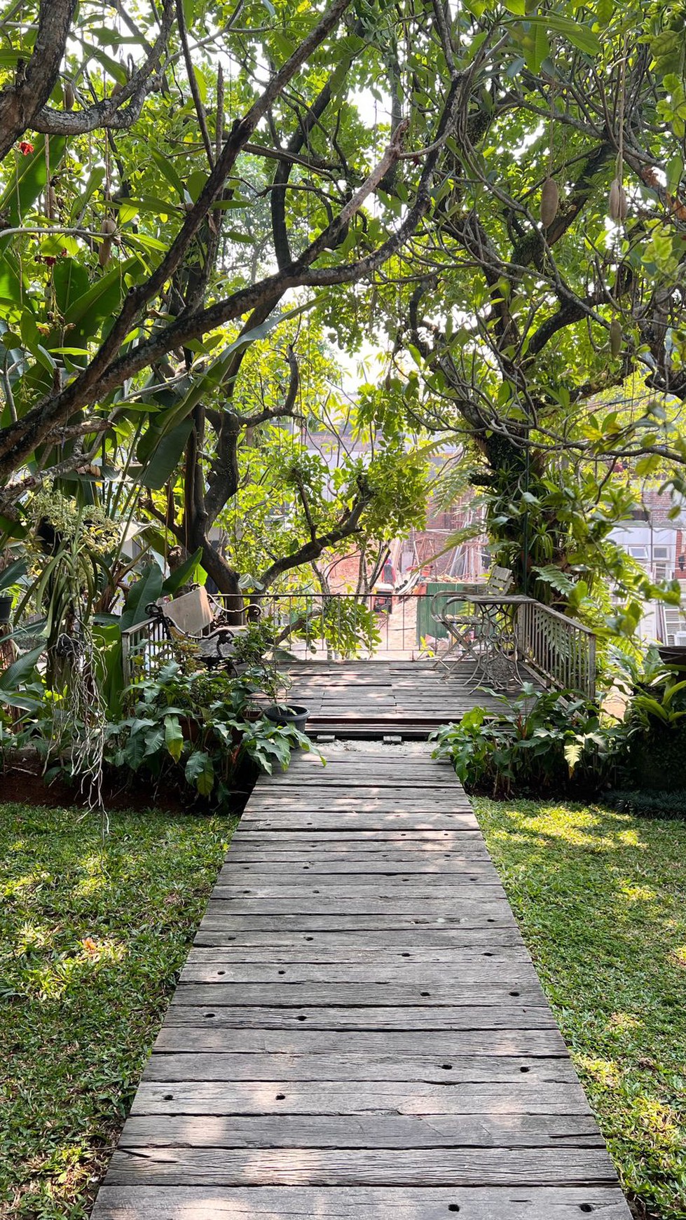 Rumah Bagus Siap Huni Asri di Cluster Kasturi, Bintaro Jaya, Sektor 9 Tangerang Selatan