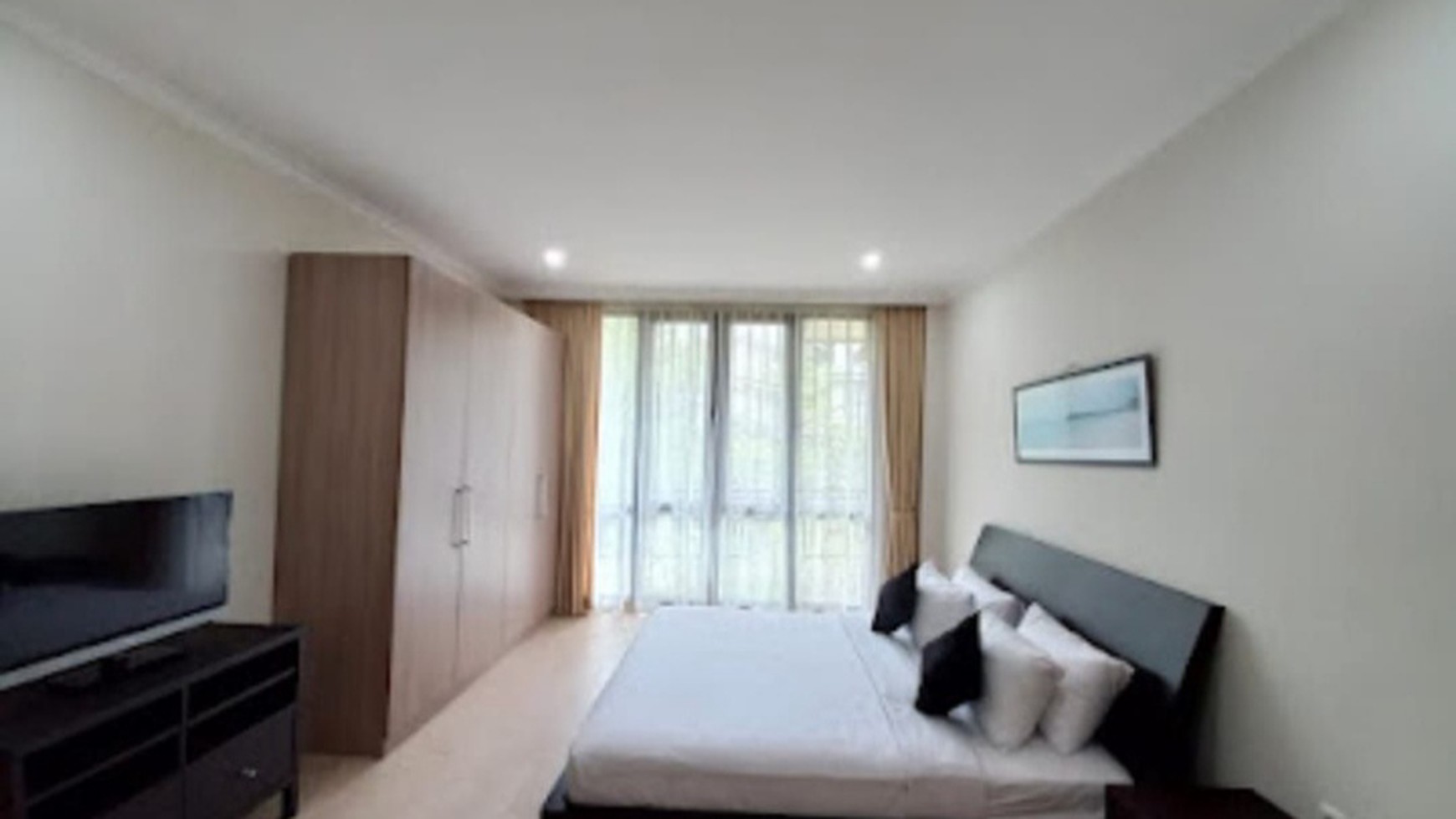 Available for Lease 3BR at Apartment Executive Paradise, South Jakarta