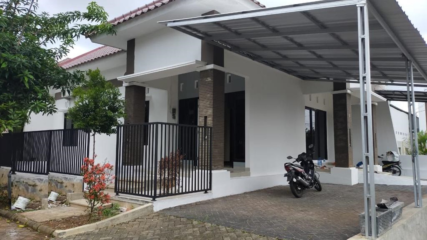 Rumah Siap Huni Lingkungan Asri Dekat UNDIP Tembalang Semarang.