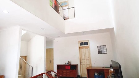 DIJUAL cepat rumah 2 lantai di Taman Himalaya - Lippo Karawaci,