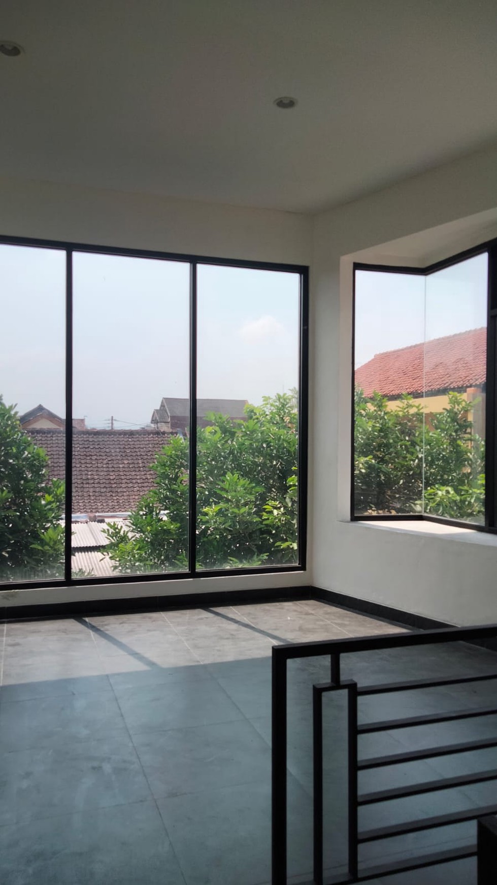 Rumah Cocok Untuk Kost/Kantor Lokasi Strategis Di Maguwoharjo 