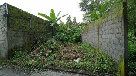 Tanah Pekarangan Luas 120 Meter Persegi Lokasi Ngaglik Sleman 