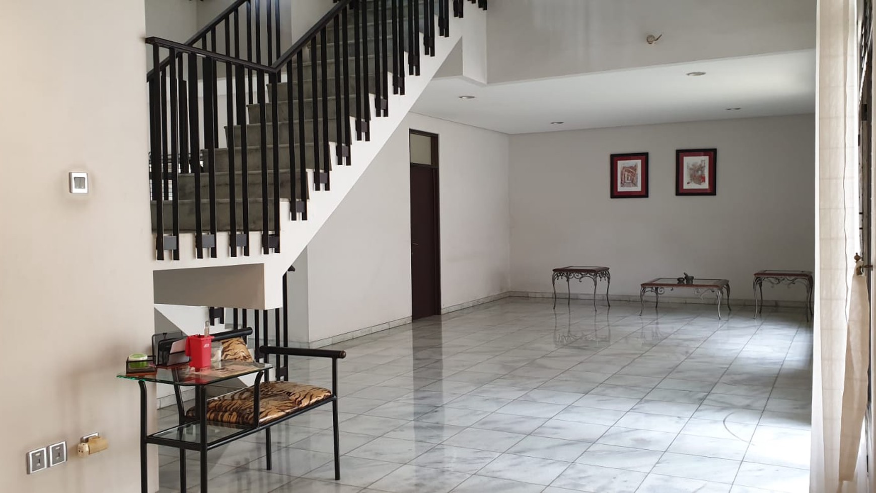 Rumah Bagus, Asri dan Furnished lokasi strategis di Bintaro Sektor 7