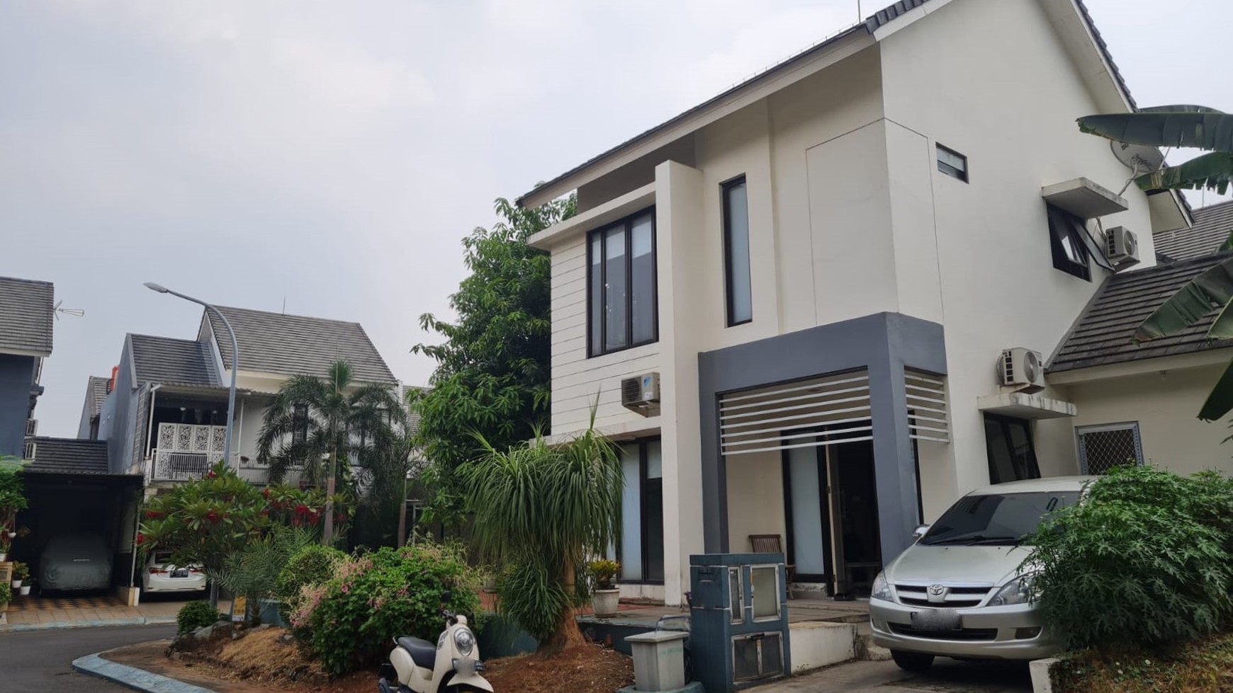 Dijual Rumah Hook Siap Huni di Melia Garden Graha Bintaro