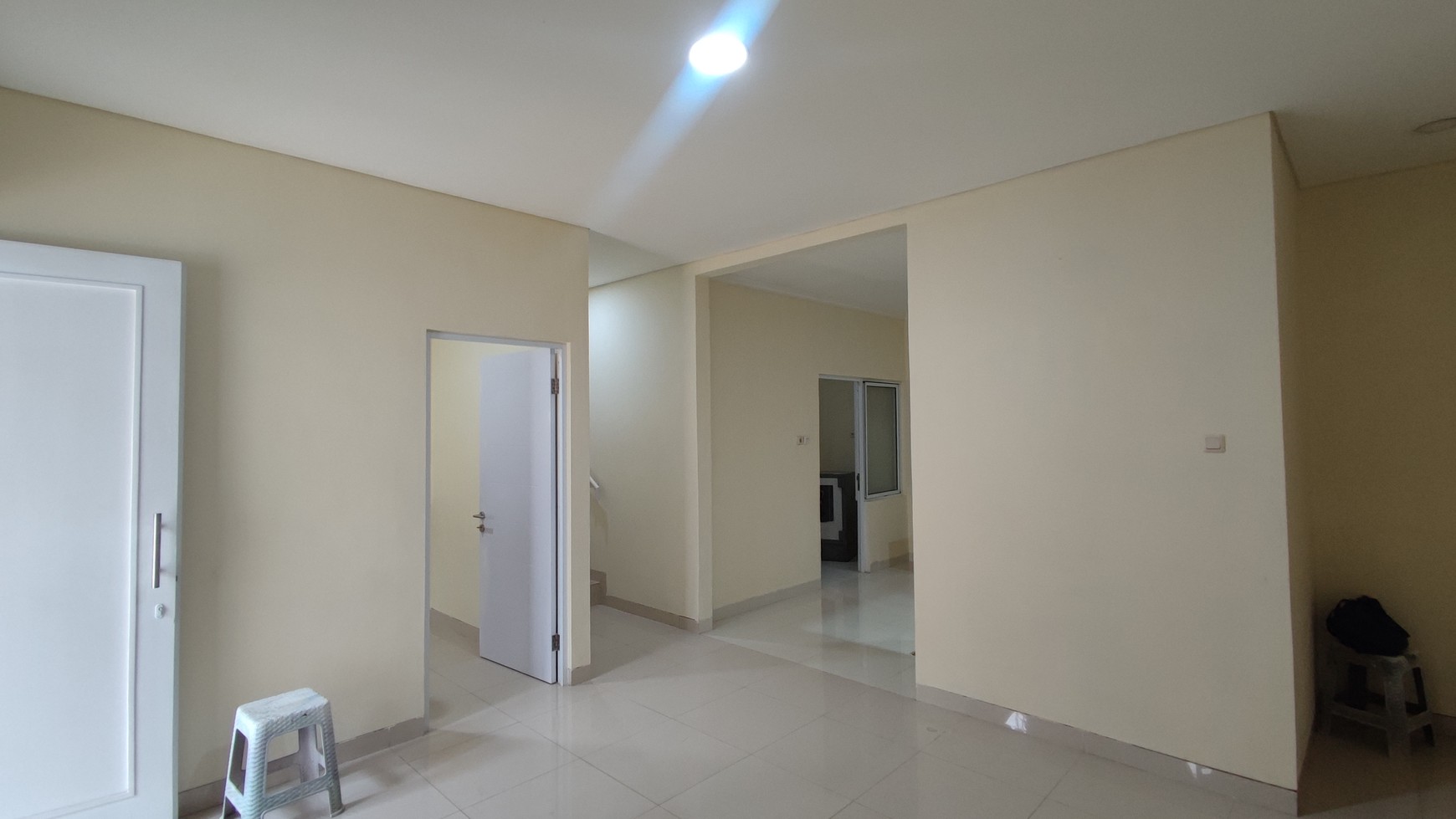 Termurah. Rumah minimalis modern Akasia Serenity, Bintaro