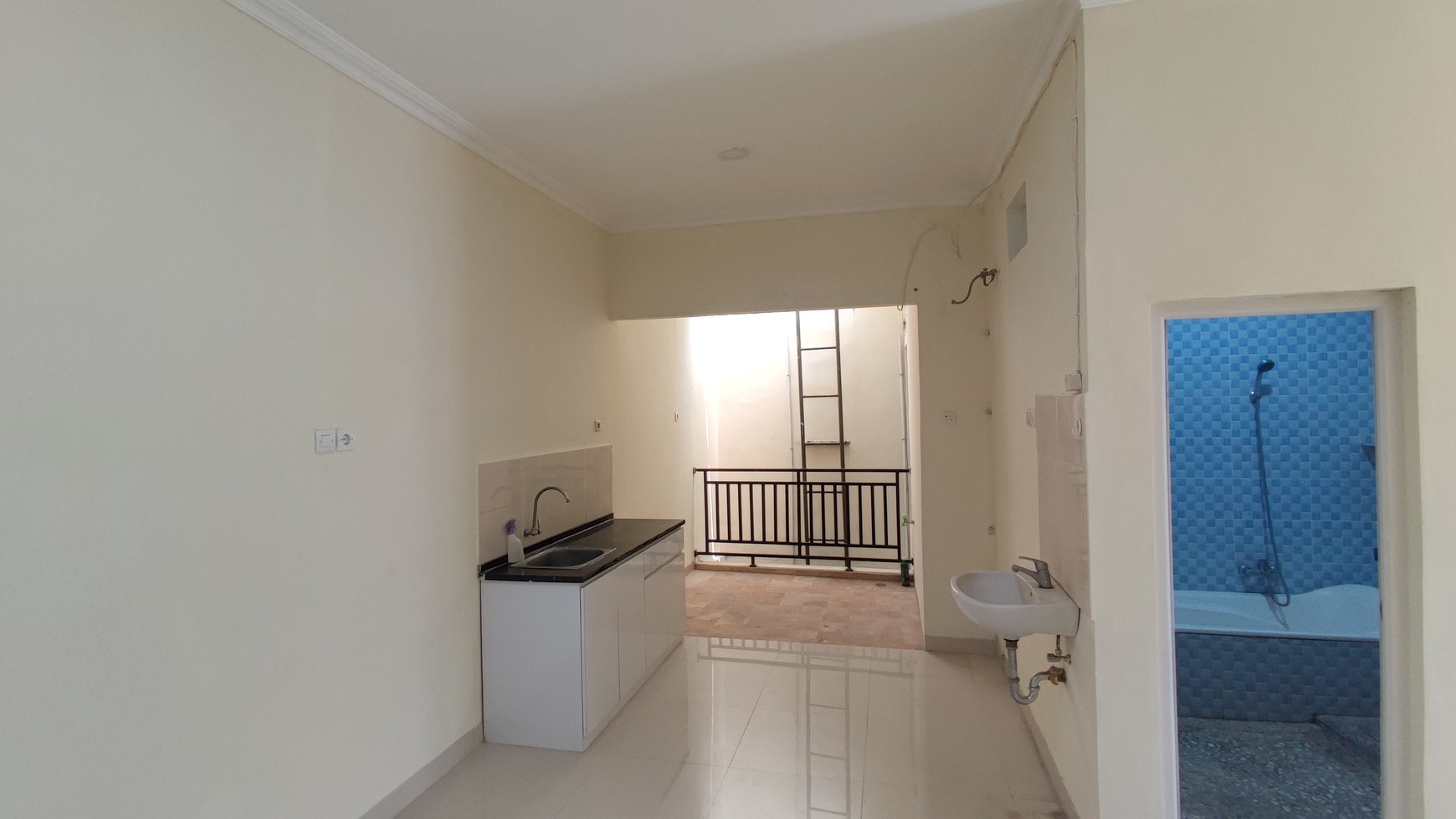 Termurah. Rumah minimalis modern Akasia Serenity, Bintaro