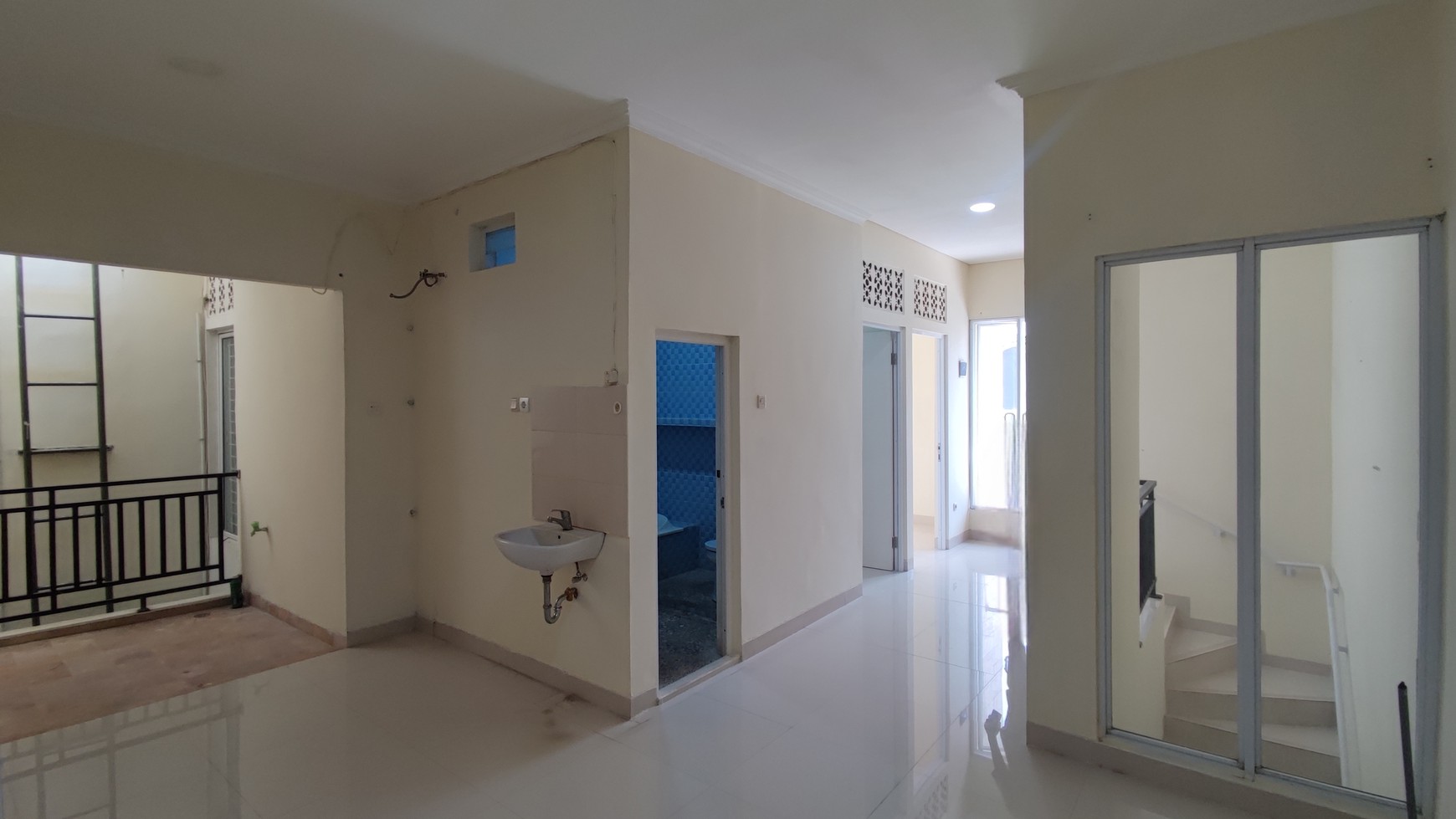 Termurah. Rumah minimalis modern Akasia Serenity, Bintaro