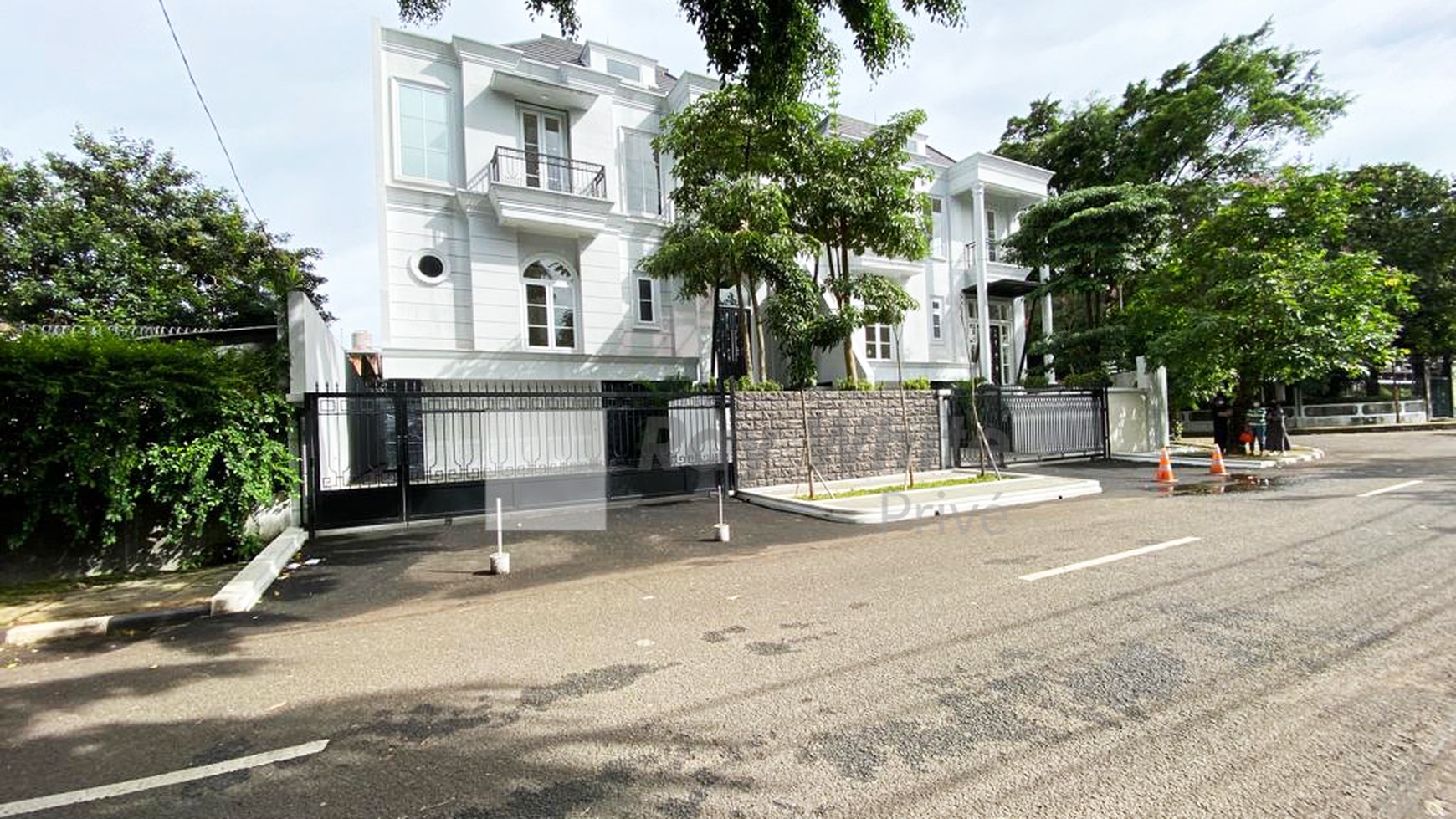 Rumah Baru  Jl. Brawijaya IV Kebayoran Baru Jakarta Selatan