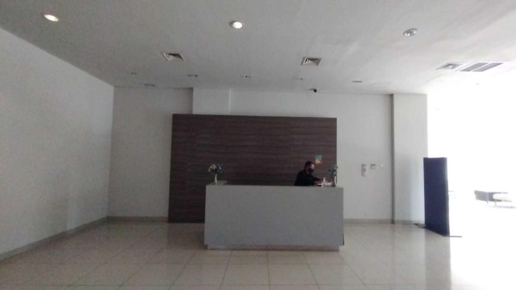 jual cepat apartemen beverly tower c gading serpong tangerang banten strategis, murah, fasilitas umum lengkap siap huni