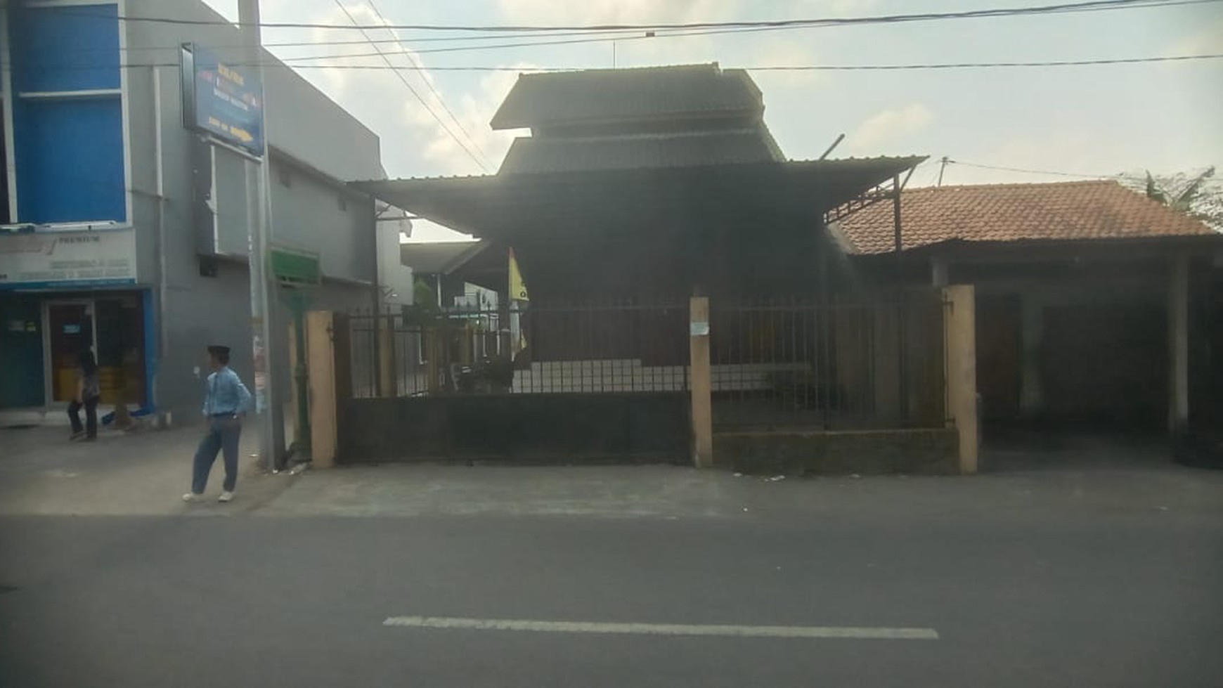 Rumah Tinggal 2 Lantai Lokasi Strategis Nologaten Depok Sleman 