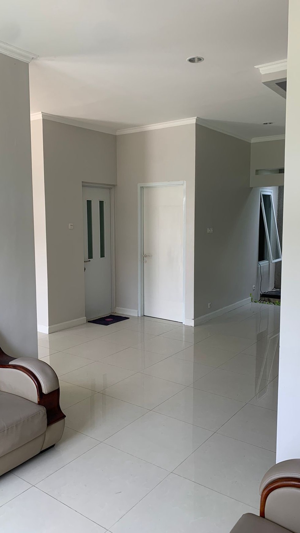 Rumah Brand New Minimalis siap Huni dalam Cluster