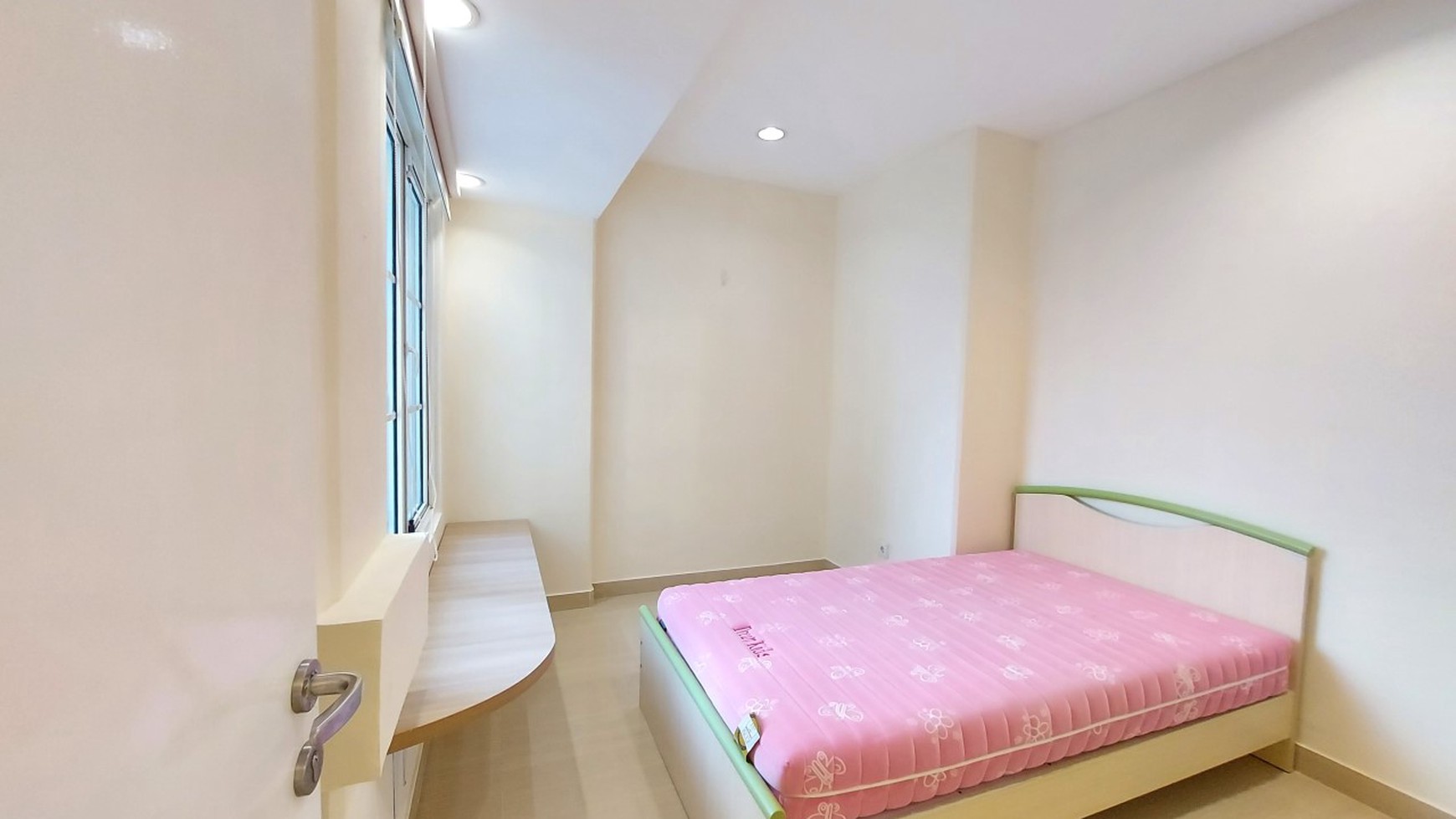 Apartemen Gading Resort Twr E, Kelapa Gading Luas 125m2