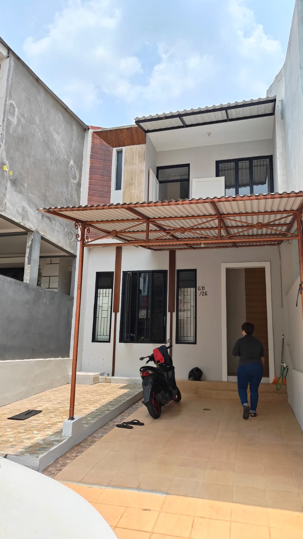 Brand new modern house dalam cluster central garden cibubur