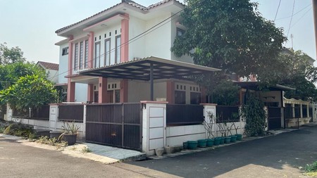 Rumah Hook 2 Lantai Bagus Dalam Perumahan di Ciputat Timur