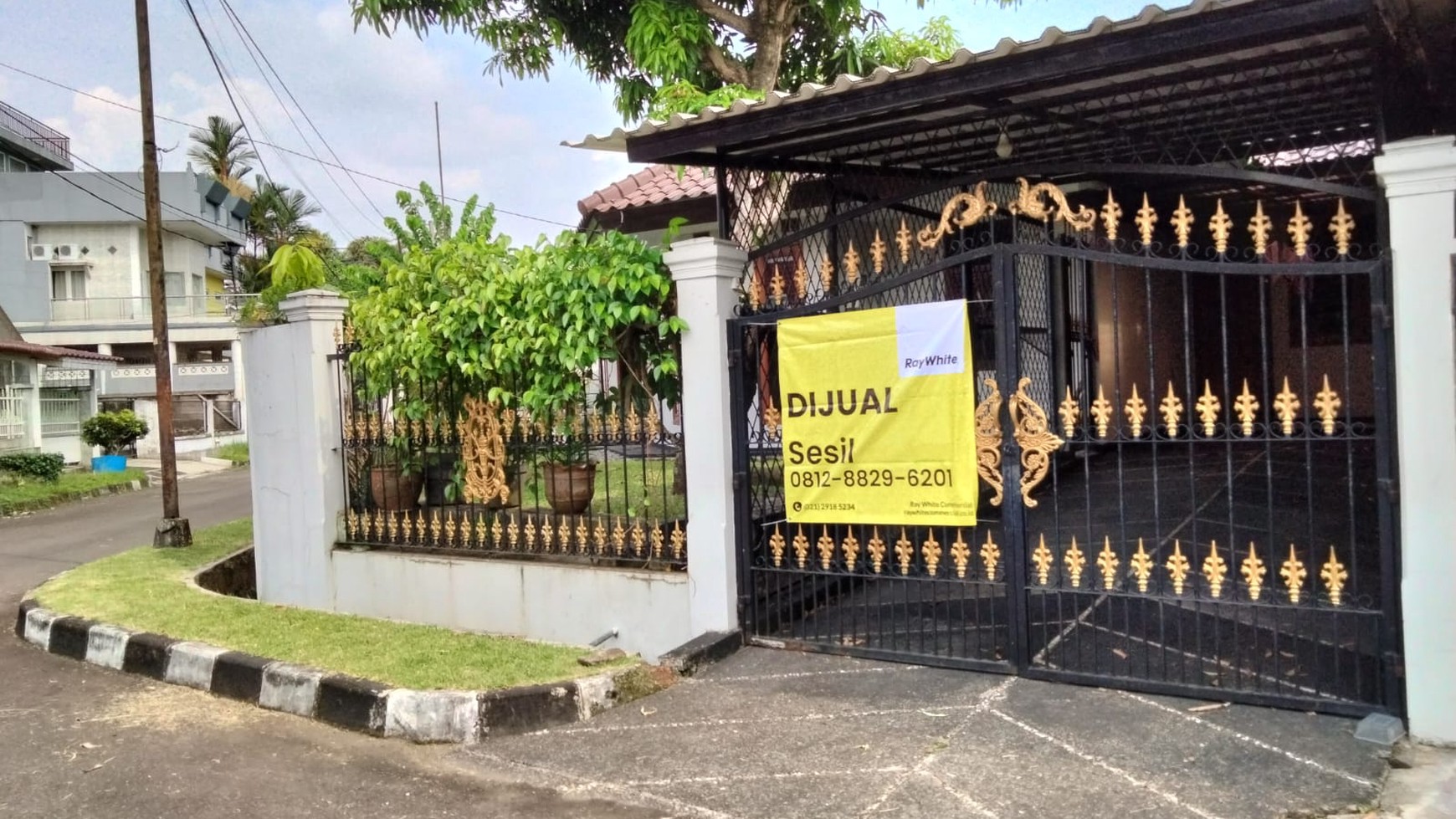 Jual cepat : Rumah strategis, luas, asri dekat jalan Pajajaran  Bogor