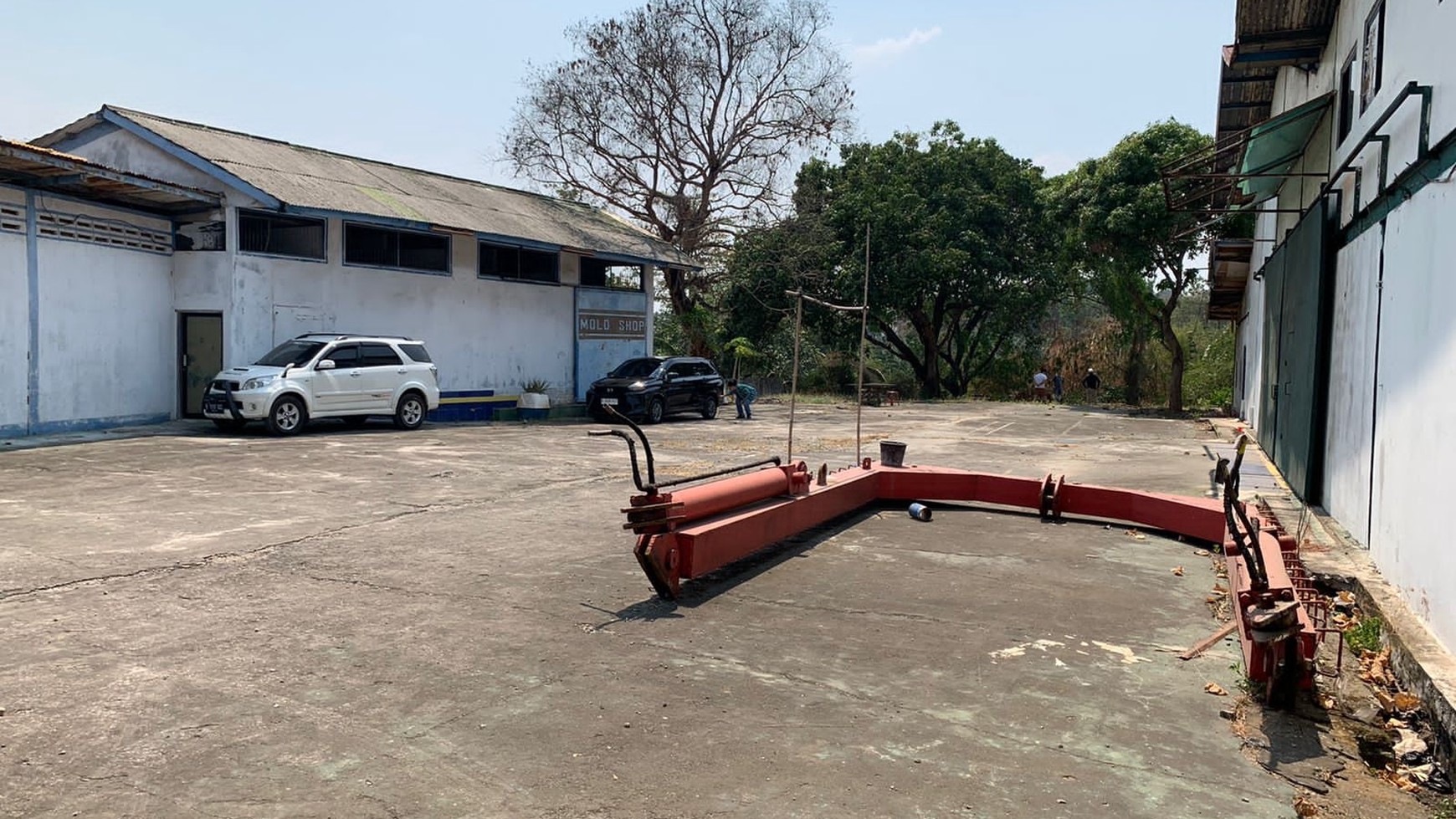 Gudang Disewa Raya Narogong, Pangkalan 4, Luas 5.935m2