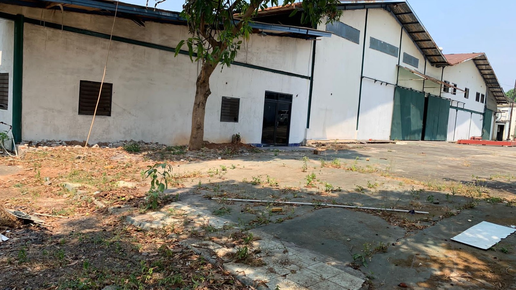 Gudang Disewa Raya Narogong, Pangkalan 4, Luas 5.935m2