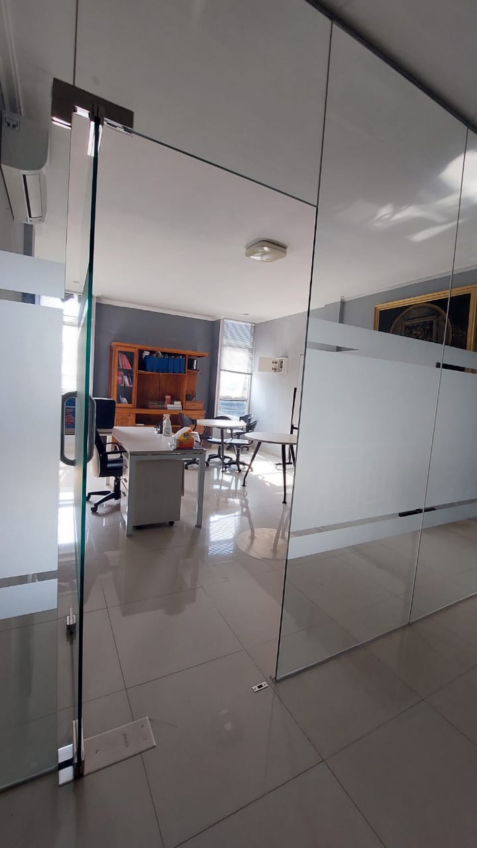 Ruko dalam komplek,cocok untuk usaha di Villa Bintaro Regency