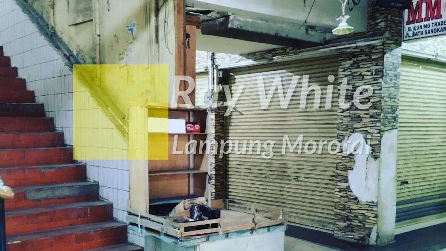 Dijual Kios di Pasar Bambu Kuning