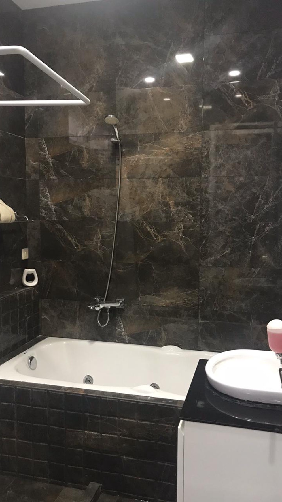 Rumah Manis Diarea Cluster Diarea Paradise Resort Sarua Ciputat Jual Cepat