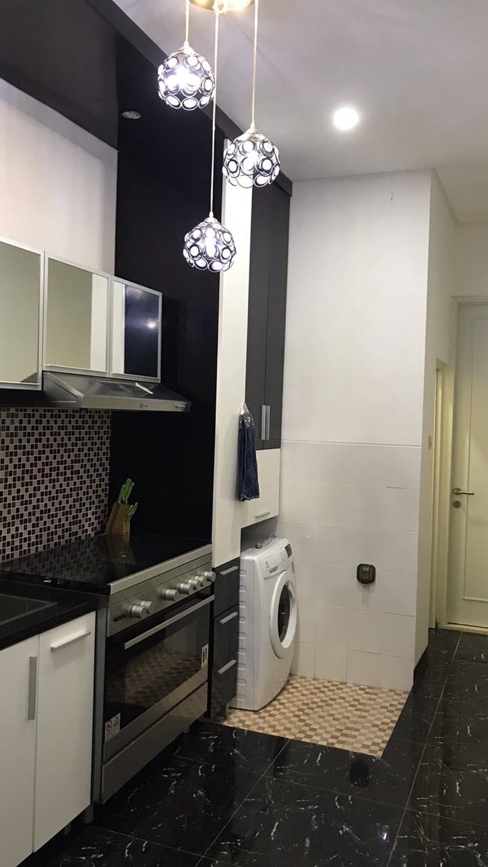 Rumah Manis Diarea Cluster Diarea Paradise Resort Sarua Ciputat Jual Cepat