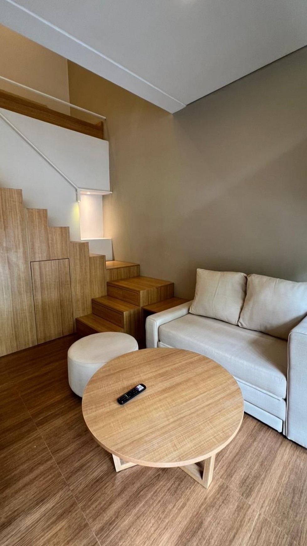 Flash Sale. Rumah Minimalis Modern Fleekhauz BSD, Dalam Cluster..