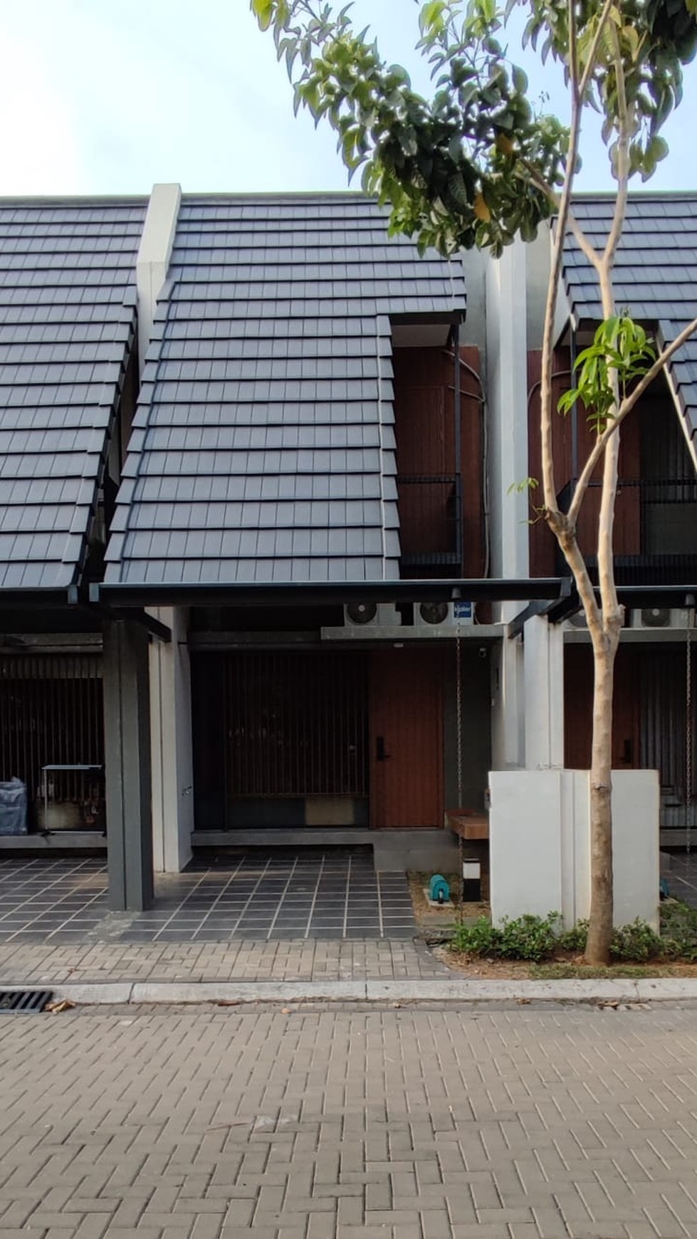 Flash Sale. Rumah Minimalis Modern Fleekhauz BSD, Dalam Cluster..
