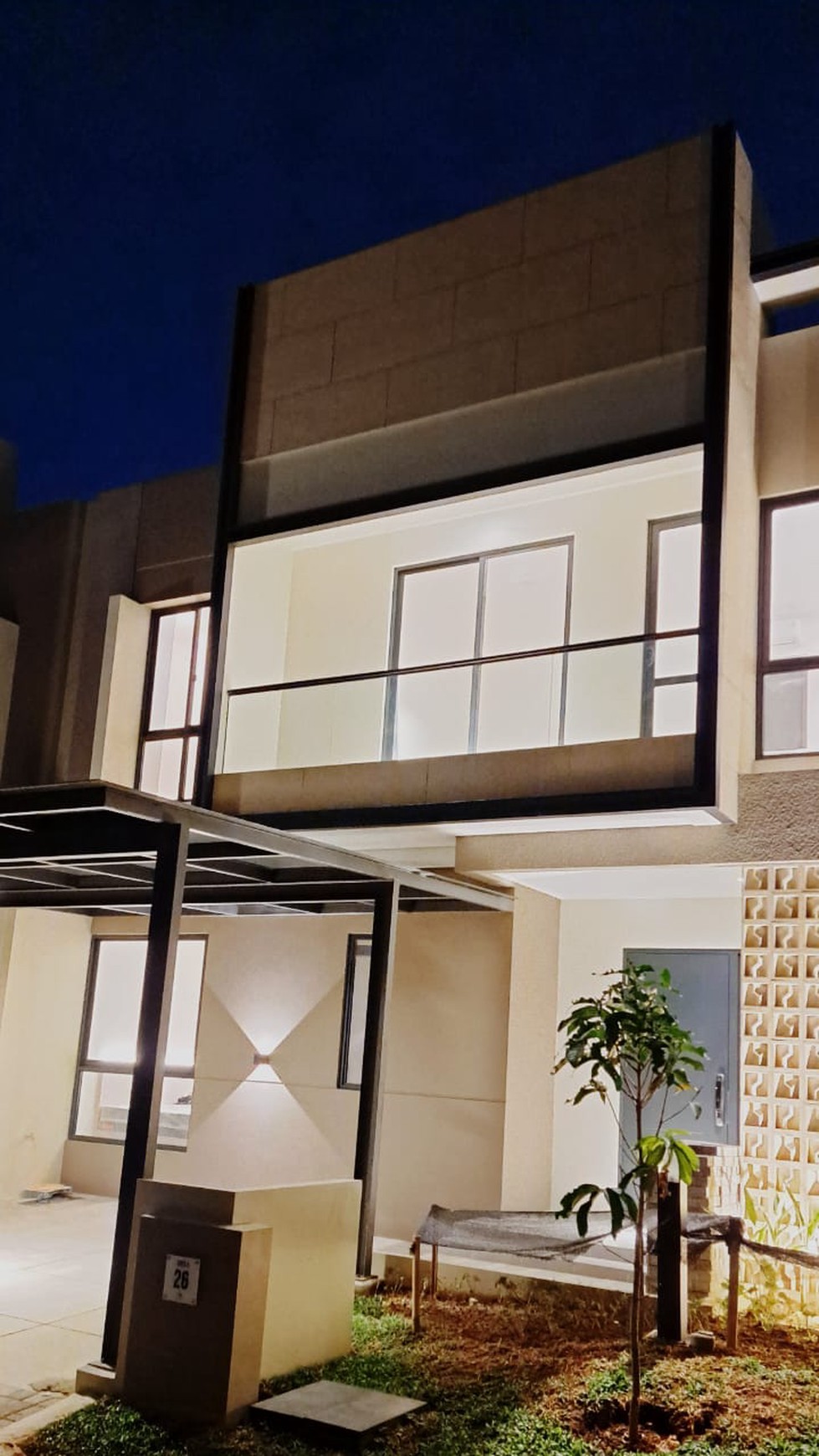 Flash Sale. Rumah mewah Cluster Carson, Gadung Serpong